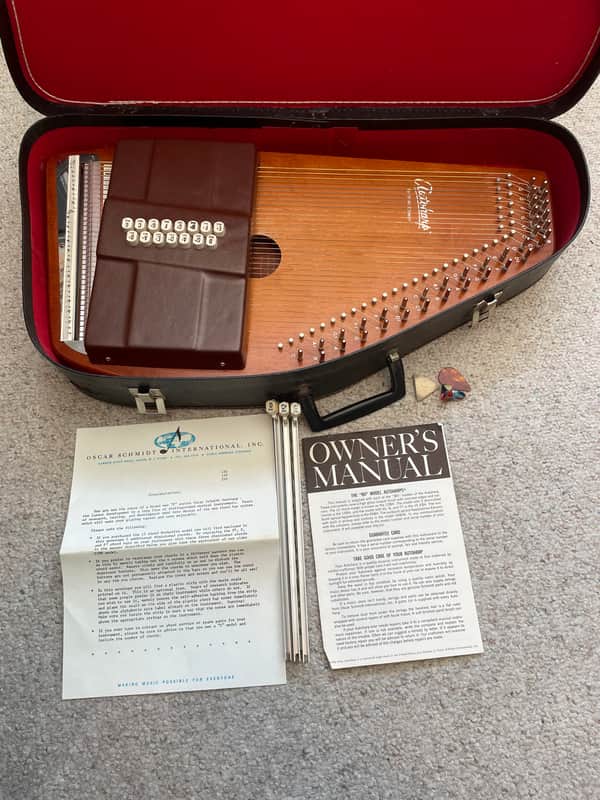 Oscar Schmidt Autoharp 15C Berkshire 1970 - Sunburst image 1