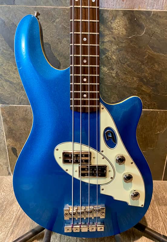 Superb Rare Duesenberg D Bass 2015 in Glorious Lake Placid Pearl Blue OHSC (428) image 1