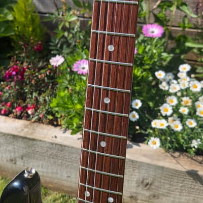 Squier Standard Series Stratocaster - EMG 81 image 7
