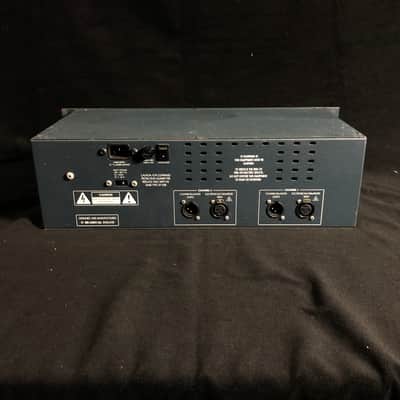 BSS FCS-960 Dual Channel 30-Band Graphic EQ image 2