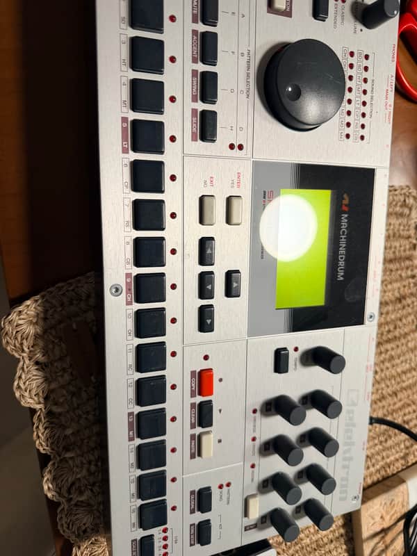 Elektron Machinedrum SPS-1UW+ MKII 2010s - Silver image 1