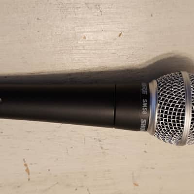 Shure SM58 Microphone image 2