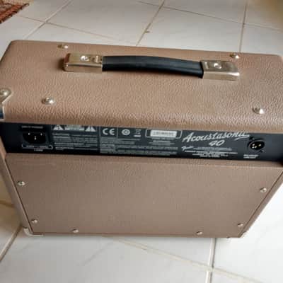 Fender Acoustasonic 40 2-Channel 40-Watt 2x6.5" Acoustic Guitar Amp image 3