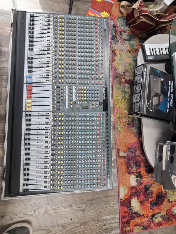 Allen & Heath GL2400-32 4-Group 32-Channel Mixing Console
