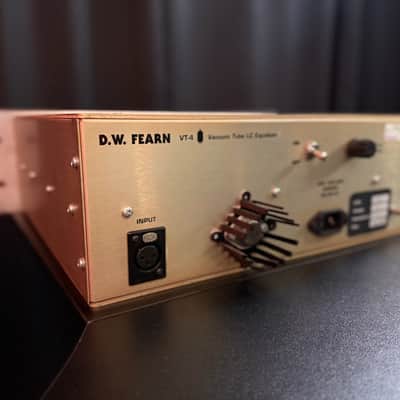 Immagine D.W. Fearn VT-4 Single Channel Tube Equalizer 2010s - Red - 6