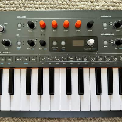MINT Arturia MiniFreak 37-Key 6-Voice Polyphonic Hybrid Synthesizer image 5