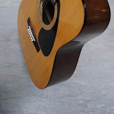 Yamaha F310 image 6