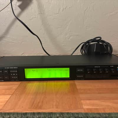 Alesis S4 Quadrasynth Plus 90's - Black