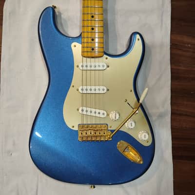 Fender MIJ Limited Edition Traditional '50s Stratocaster FSR w/ Gold Hardware image 2