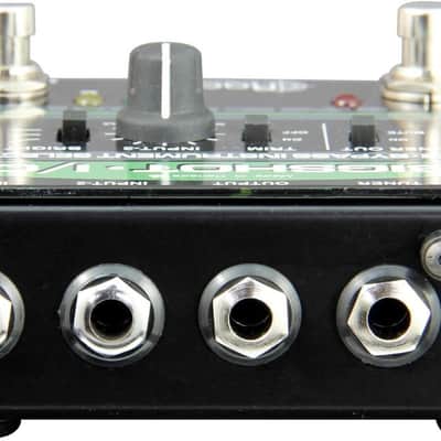 Radial Engineering Big Shot i/o True Bypass Instrument Selector Pedal image 2