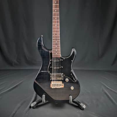 Yamaha Pacifica 612VII - Transluscent Black image 2