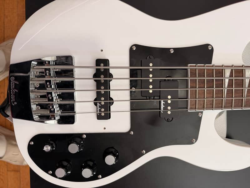 Jackson X Series Concert Bass CBXNT DX V 2022 - Present - Snow
