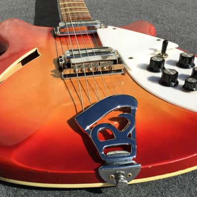 Rickenbacker 360 1967 - Fireglow Red Sunburst - Thinline Hollow Body image 4