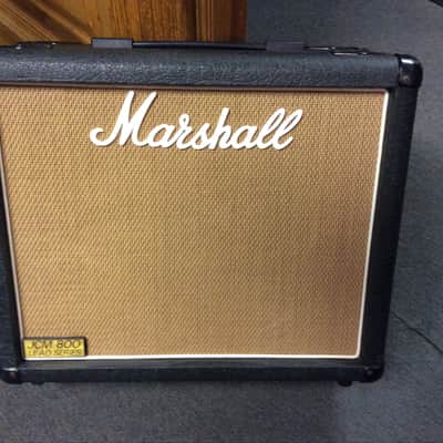 Marshall Jcm 800 1933 1x12 Cab Marshall Jcm 800 1933 1x12 Cab 1985