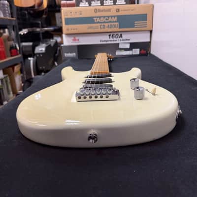 Vintage Washburn G-3V Electric Guitar Made in the USA 1980's image 24