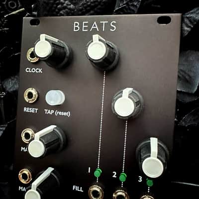 Beats Mutable Grids Replica Matte Black Aluminum image 2