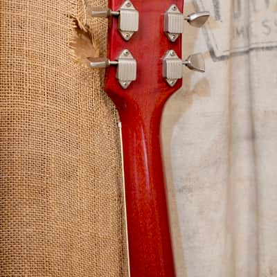 Gibson Dove 1965 - Sunburst image 13