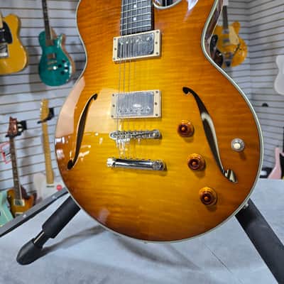 Eastman Romeo California Semi-hollowbody Electric Guitar - Goldburst w/OHSC & PLEK*D #659 image 2