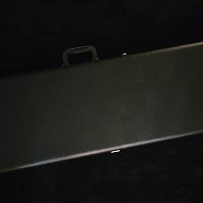 Fender Musicmaster Bass Daphne Blue image 24