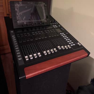 Behringer WING Compact w/ SKB Flight Case - MINT CONDITION!!! image 1