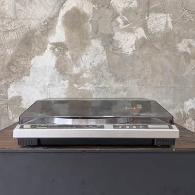 Pioneer PL-L33 Linear Tracking Stereo Turntable 1985 image 2