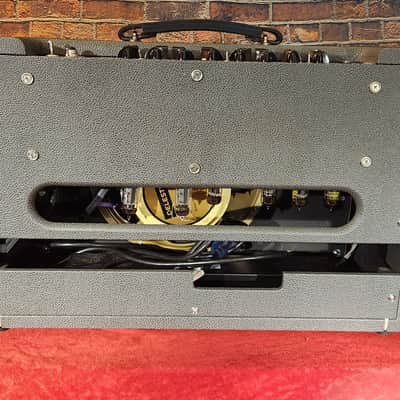 Carr Lincoln 18-Watt 2-Channel 1x12" Guitar Combo Gray w/ Padded Cover image 11