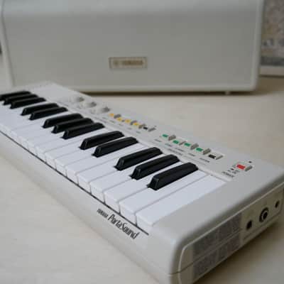 Yamaha • PS-1 Portasound Keyboard (1980) w/Carrying case image 7