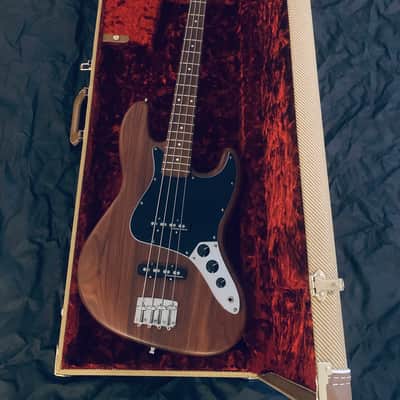 Cohnway All Rosewood JBass / Fender Deluxe Hard Case image 2