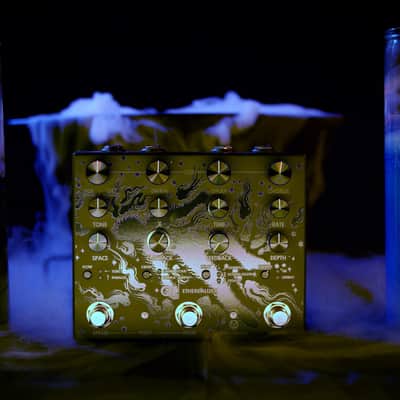 Walrus Audio - Qi Etherealizer Yvette Young Signature - 2025 Limited BLACKED OUT Exclusive w/ Autographed Sticker image 2