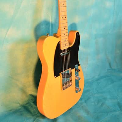 Fender American Vintage '52 Reissue Telecaster August 1993 - Butterscotch Blond image 2