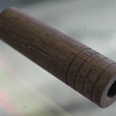 Fender Dowels Walnut Grooved Drilled pack of 2 0027932049 image 2