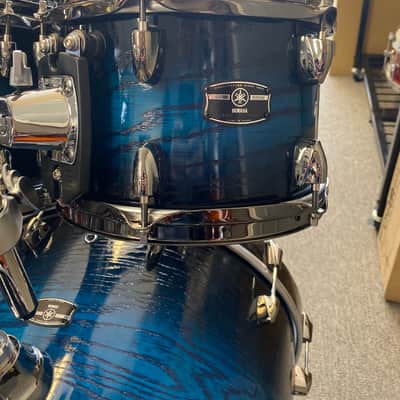 Yamaha Live Custom Hybrid Oak UZU Ice Sunburst 4pc Drum Set image 4