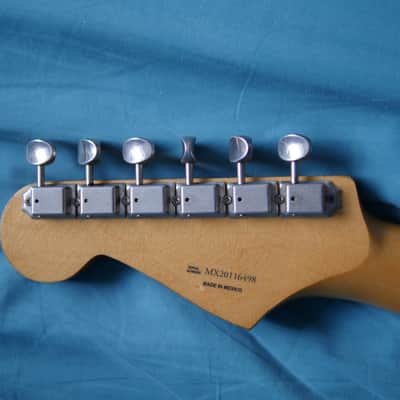Fender CME Exclusive Road Worn 1960s Stratocaster 2020 - Vintage white image 12
