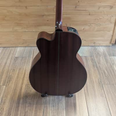 Takamine P1JC Pro Series 1 Jumbo Cutaway Acoustic/Electric Guitar 2010s - Natural Satin image 2