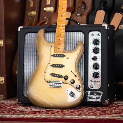 1979 Fender USA American Hardtail Stratocaster - in Antigua Burst image 2