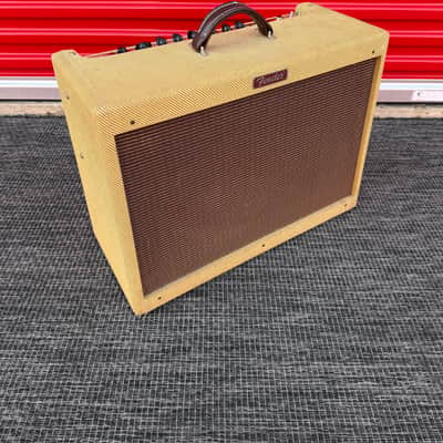 Fender Blues Deluxe Reissue 40W 1x12 Tube Combo Amp w/ Footswitch & Fender Cover image 2