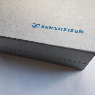 Sennheiser HD 650 High-Definition Open-Back Reference Headphones image 21