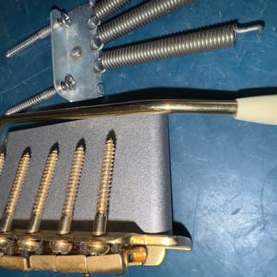 Fender Standard Stratocaster Vintage-Style Bridge Assembly image 7