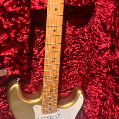 Fender American Original '50s Stratocaster with Maple Fretboard 2018 - 2021 - Aztec Gold image 4