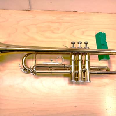 Weril Brass Trumpet image 2