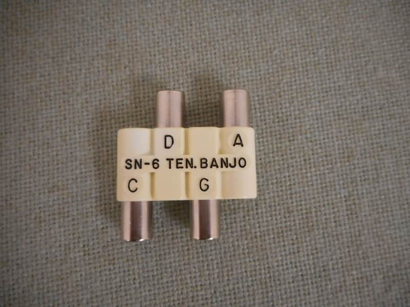 W.M. Kratt SN-6 Tenor Banjo Pitchpipe image 1