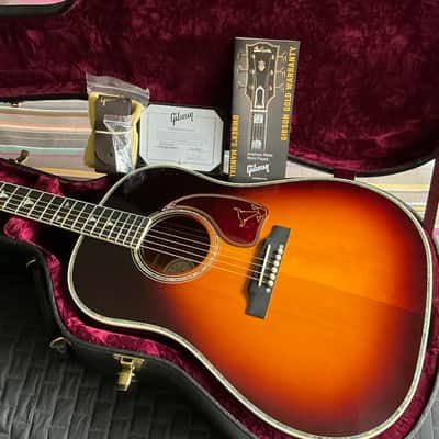 Gibson J-45 Custom Shop 30th Anniversary Gibson Montana Sunburst Dead Mint image 13