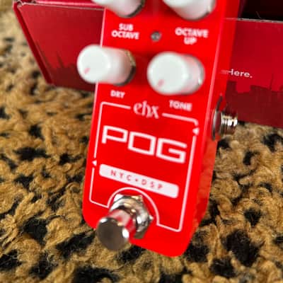 Electro-Harmonix Pico POG Polyphonic Octave Generator Pedal image 2