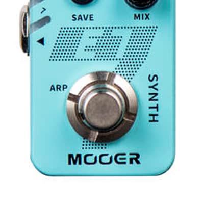 MOOER E7 Polyphonic Guitar Synth - Synthesizer image 1