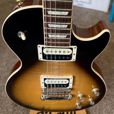 Gibson Les Paul Standard 2017 tobacoo Burst Slash pick ups image 2
