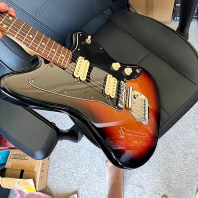 Fender Standard jazzmaster HH 2018 - Sunburst image 6