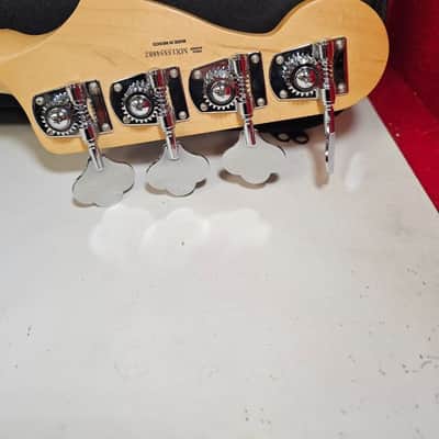 Fender Standard Jazz Bass with Maple Fretboard 2008 - 2016 - Black image 5