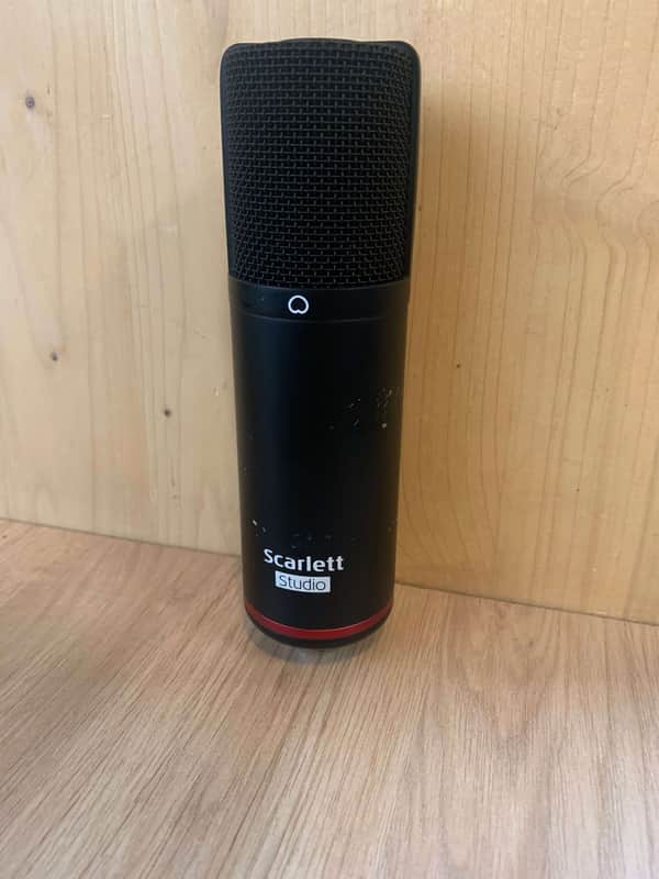 Focusrite Scarlett Studio CM25 MKIII Microphone image 1