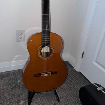 Classical Concert Guitar Manuel Rodríguez e Hijos “D Rio” – Brazilian Rosewood – Canadian Red Cedar Top – Stunning Grain – Hiscox Case image 15