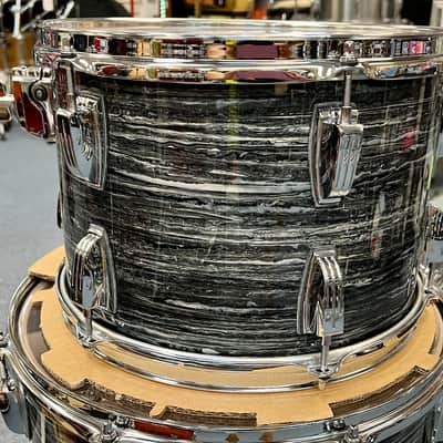 Ludwig Classic Maple Fab 3 Piece Shell Pack, Vintage Black Oyster - Floor Display image 7